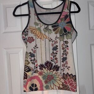 🏝️So Sporty Women’s Athletic Floral Patterned Tank Top Size Large.